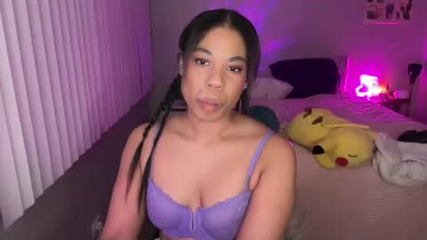 Snapshot of raewerks chatting on 10.17.25 RaeWerks online show from 10.17.25