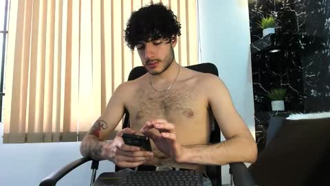 R A F A E L online show from 11.21.25