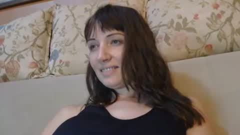 Snapshot of rafaellaraffy chatting on 11.16.25 Rafaella online show from 11.16.25