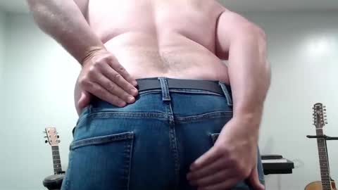 Snapshot of ragin_hardon001 chatting on 12.02.24 Ray online show from 12.02.24