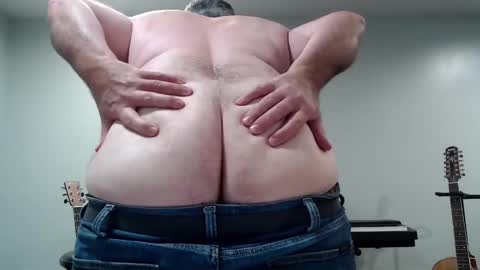 Snapshot of ragin_hardon001 chatting on 12.14.24 Ray online show from 12.14.24