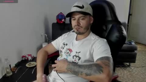 Snapshot of ragnar_lothbrok77 chatting on 10.24.25 ragnar_lothbrok77 online show from 10.24.25