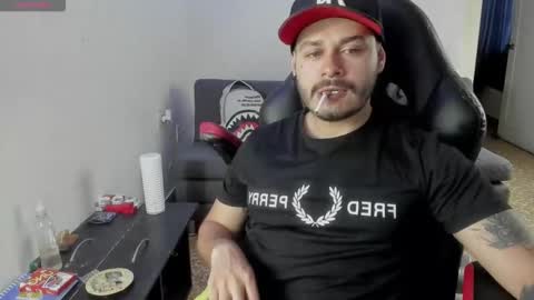 Snapshot of ragnar_lothbrok77 chatting on 12.14.25 ragnar_lothbrok77 online show from 12.14.25