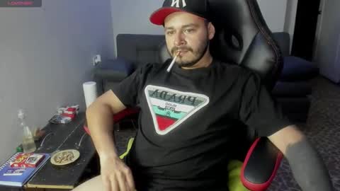 Snapshot of ragnar_lothbrok77 chatting on 12.18.25 ragnar_lothbrok77 online show from 12.18.25