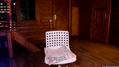 Snapshot of raichell_magicts chatting on 10.01.25 60 off online show from 10.01.25