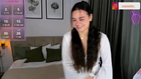Eva online show from 06.04.26