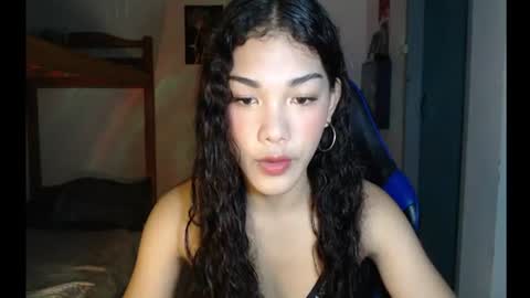 Snapshot of raiinddroopss chatting on 07.26.26 moon online show from 07.26.26