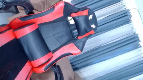 Snapshot of raileykink chatting on 09.17.25 itsmeRailey online show from 09.17.25