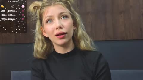 Lisa online show from 03.09.25