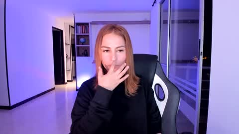 Snapshot of rainbow_jenny chatting on 02.18.25 Jennyindependent model . online show from 02.18.25