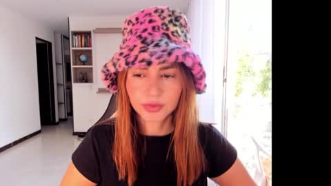 Snapshot of rainbow_jenny chatting on 09.26.25 Jennyindependent model . online show from 09.26.25