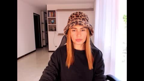 Snapshot of rainbow_jenny chatting on 10.15.25 Jennyindependent model . online show from 10.15.25