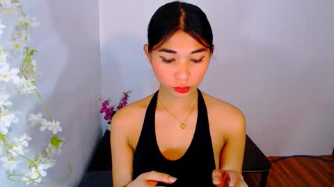 raindrizzle1706 online show from 11.24.25