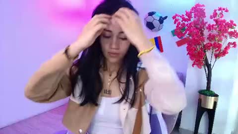 Rainy  online show from 07.16.26