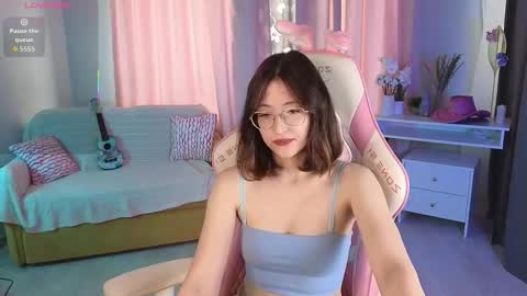 Snapshot of rainybella chatting on 09.22.25 rainybella online show from 09.22.25