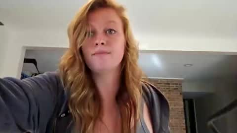 Snapshot of raisydainbow chatting on 11.06.25 raisydainbow online show from 11.06.25