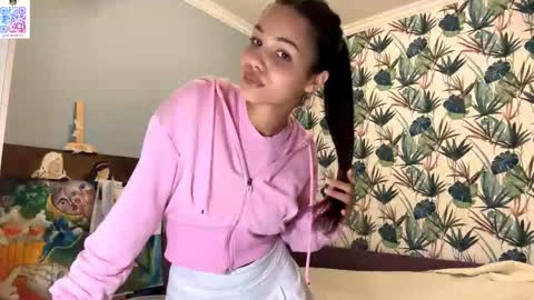 ShyBerry online show from 10.16.25