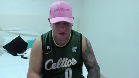 Snapshot of randall_maddox chatting on 02.08.25 randall_maddox online show from 02.08.25