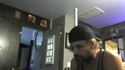 Snapshot of randybater8in chatting on 11.03.25 Randy8inbater online show from 11.03.25