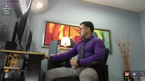 Snapshot of randylukehot chatting on 04.28.26 randylukehot online show from 04.28.26