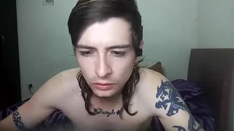 Snapshot of rangel_sex chatting on 11.01.25 Rangel and Lola online show from 11.01.25