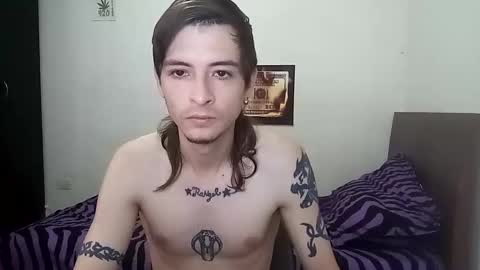 Snapshot of rangel_sex chatting on 11.02.25 Rangel and Lola online show from 11.02.25