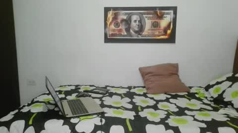 Snapshot of rangel_sex chatting on 02.17.26 Rangel and Lola online show from 02.17.26