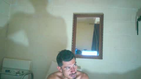 Snapshot of rangelmunoz chatting on 10.20.25 Rangel online show from 10.20.25