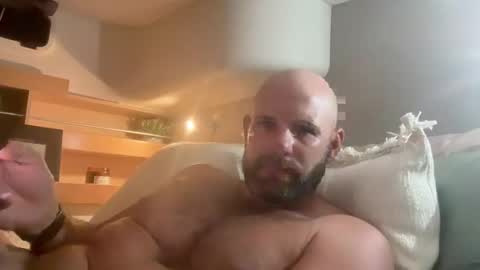 Snapshot of ransguy chatting on 09.22.25 ransguy online show from 09.22.25