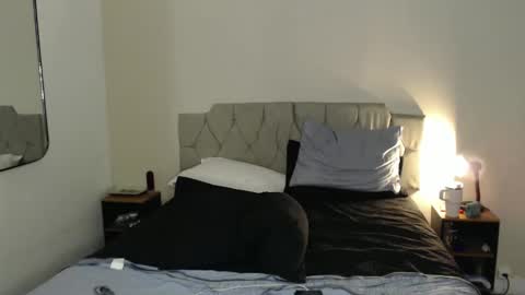 raposafoxy online show from 12.04.25