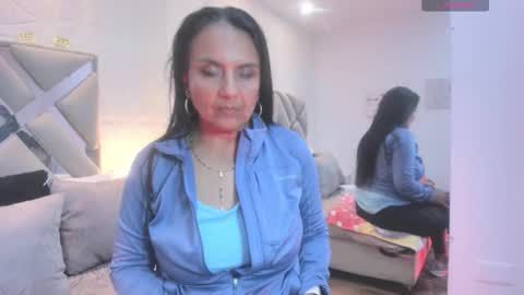 Snapshot of raquel_moore chatting on 09.30.25 Raquel Moore online show from 09.30.25