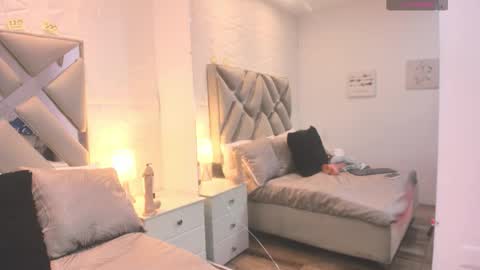 Snapshot of raquel_moore chatting on 10.03.25 Raquel Moore online show from 10.03.25