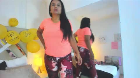 Raquel Moore  online show from 12.19.25