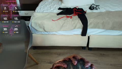 Snapshot of raqueljones_ chatting on 01.16.25 Raquel online show from 01.16.25