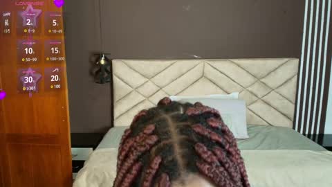 Snapshot of raqueljones_ chatting on 02.16.25 Raquel online show from 02.16.25