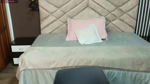 Snapshot of raqueljones_ chatting on 03.03.25 Raquel online show from 03.03.25