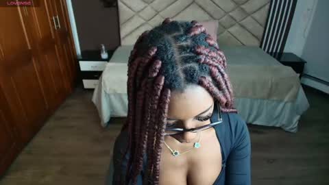 Snapshot of raqueljones_ chatting on 03.07.25 Raquel online show from 03.07.25