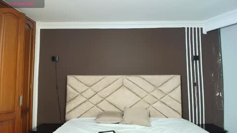 Snapshot of raqueljones_ chatting on 09.24.25 Raquel online show from 09.24.25