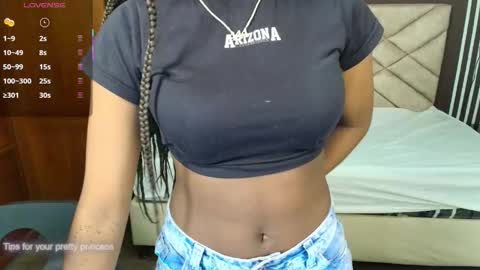 Snapshot of raqueljones_ chatting on 09.28.25 Raquel online show from 09.28.25