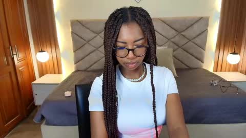 Snapshot of raqueljones_ chatting on 05.16.26 Raquel online show from 05.16.26