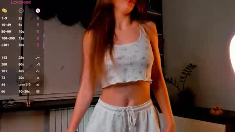 Nicole online show from 11.27.25