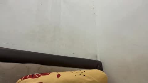 Snapshot of ratedepic17 chatting on 11.08.25 randomnaut online show from 11.08.25