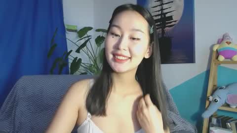 Snapshot of ratna_mm chatting on 12.04.24 ratna_mm online show from 12.04.24