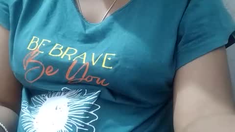 Snapshot of rava_sexy chatting on 03.08.26 rava_sexy online show from 03.08.26
