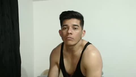 Snapshot of raven20081024 chatting on 11.16.25 raven20081024 online show from 11.16.25