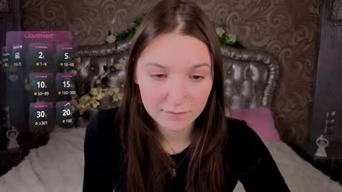 Snapshot of raven_crowe chatting on 02.22.26 Raven online show from 02.22.26