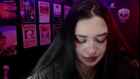 Snapshot of raven_darkk chatting on 05.14.26 Raven online show from 05.14.26