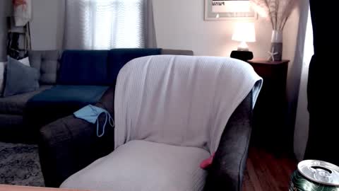 Snapshot of raven_feathers chatting on 03.02.26 Roxanneredlight59 online show from 03.02.26