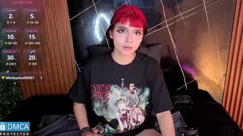 raven_rox_ online show from 12.20.25