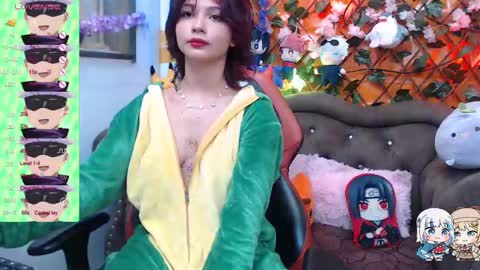 Snapshot of ravenn_20 chatting on 12.28.24 RavenN online show from 12.28.24
